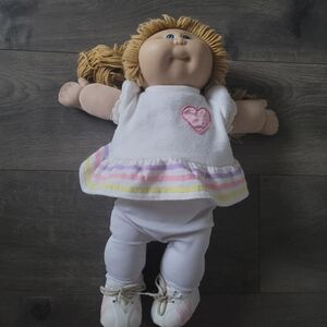 Cabbage Patch Doll Girl Blond Hair Blue Eyes  Vintage